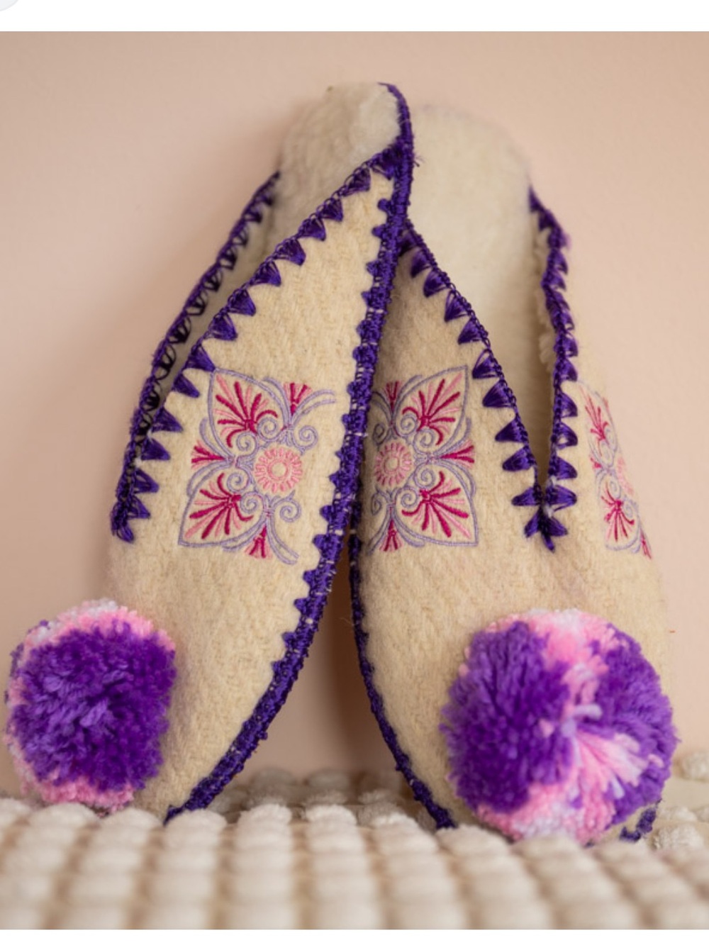 MINAS Greek Handcraft lambswool & leather slippers